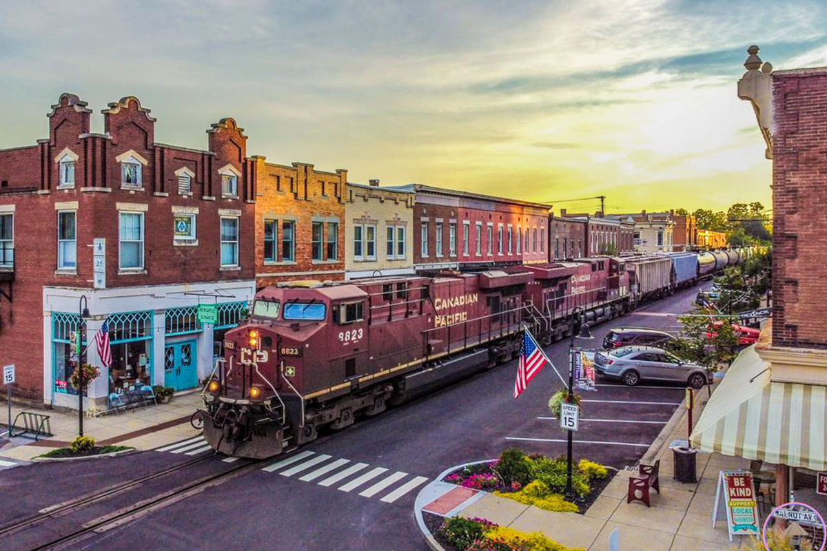 A train runs down Main Street in La Grange.